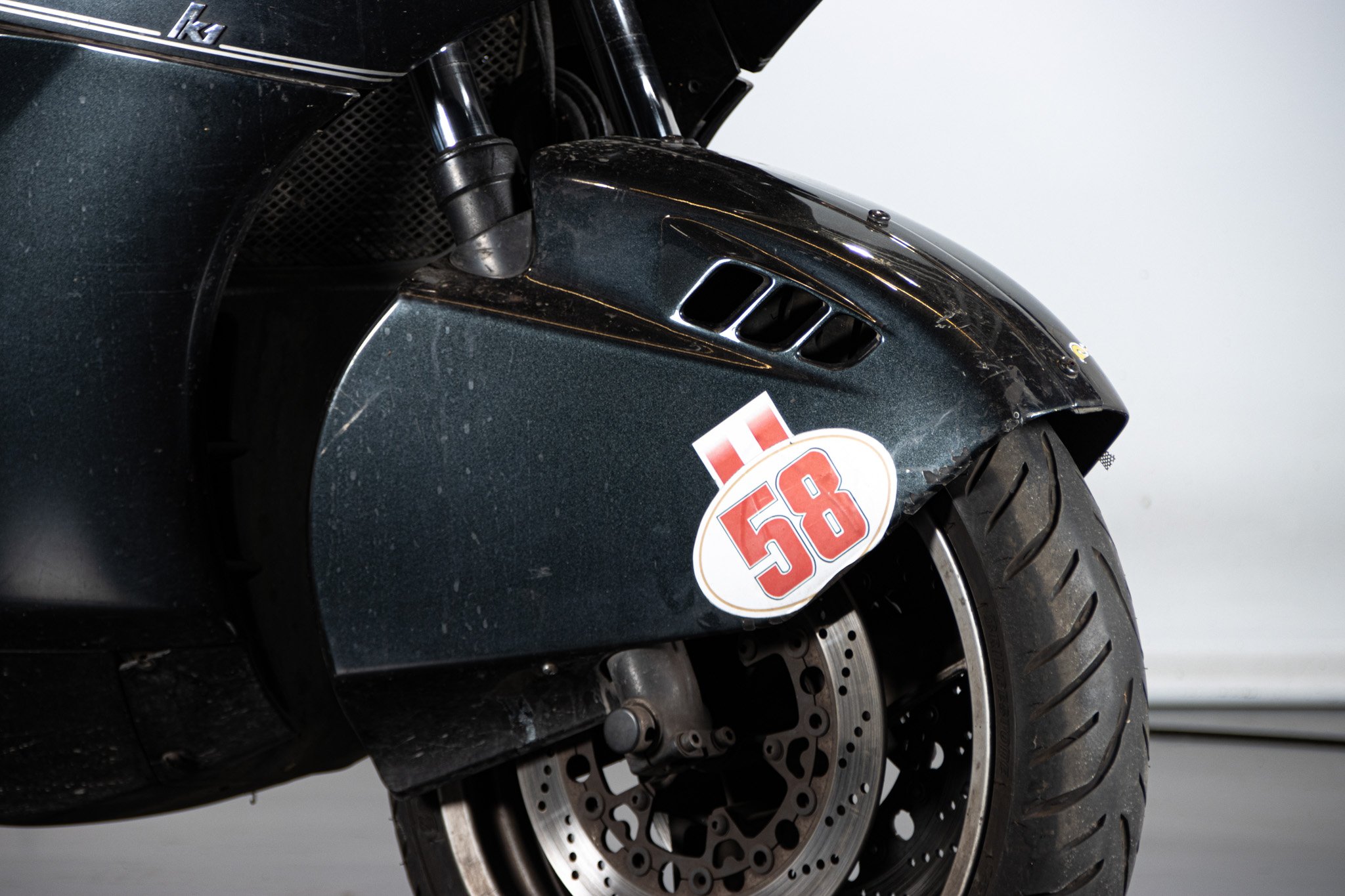 BMW K1 