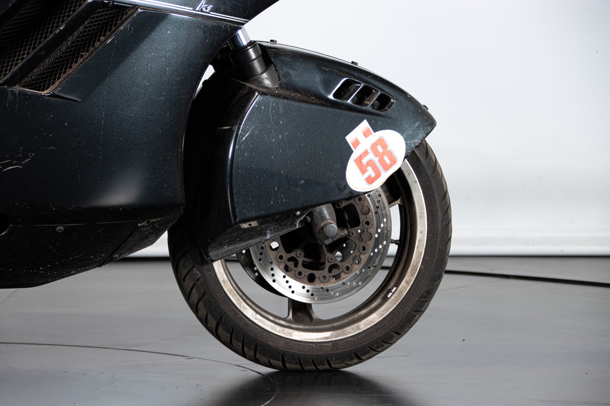 BMW K1 