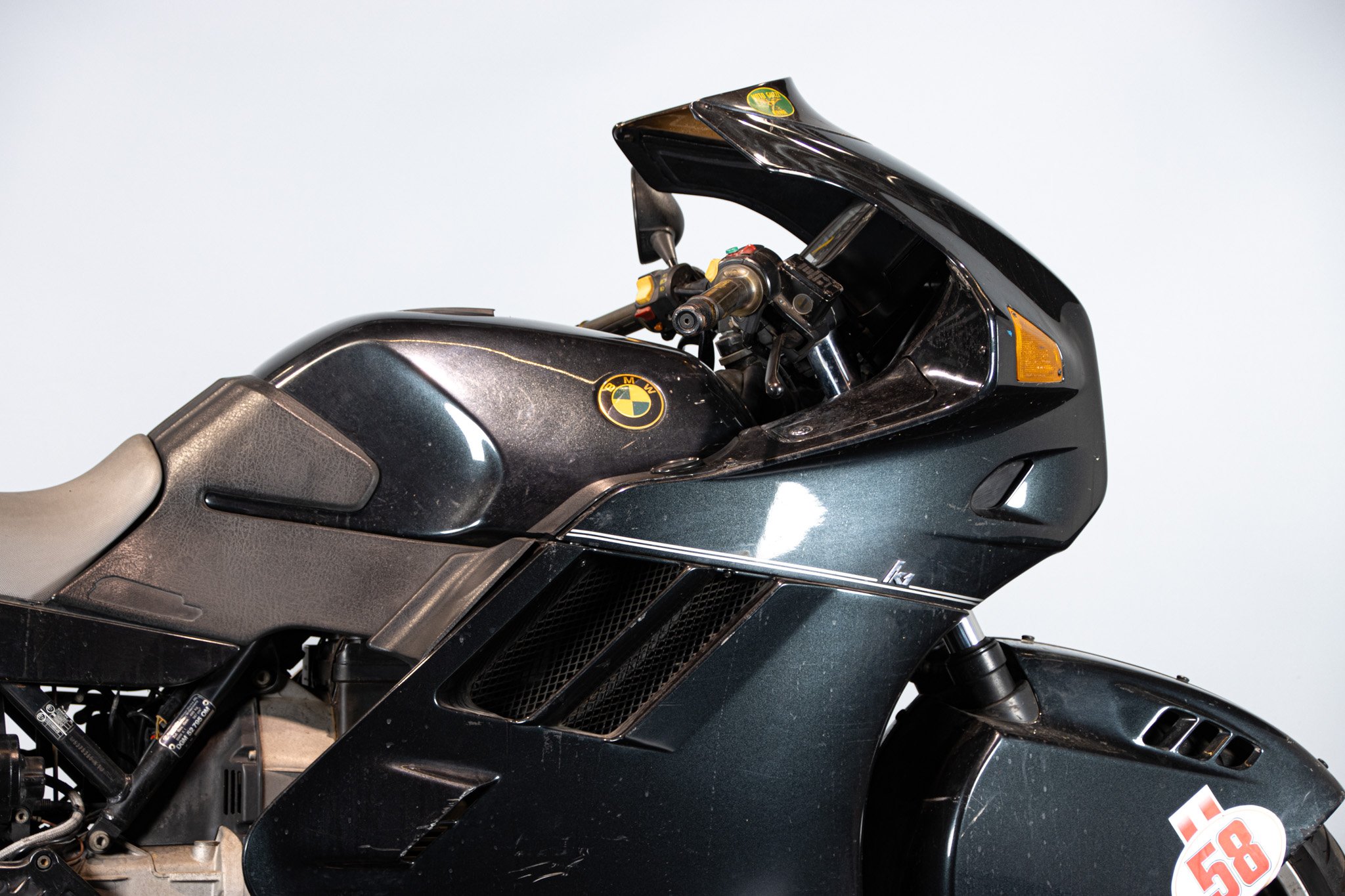 BMW K1 