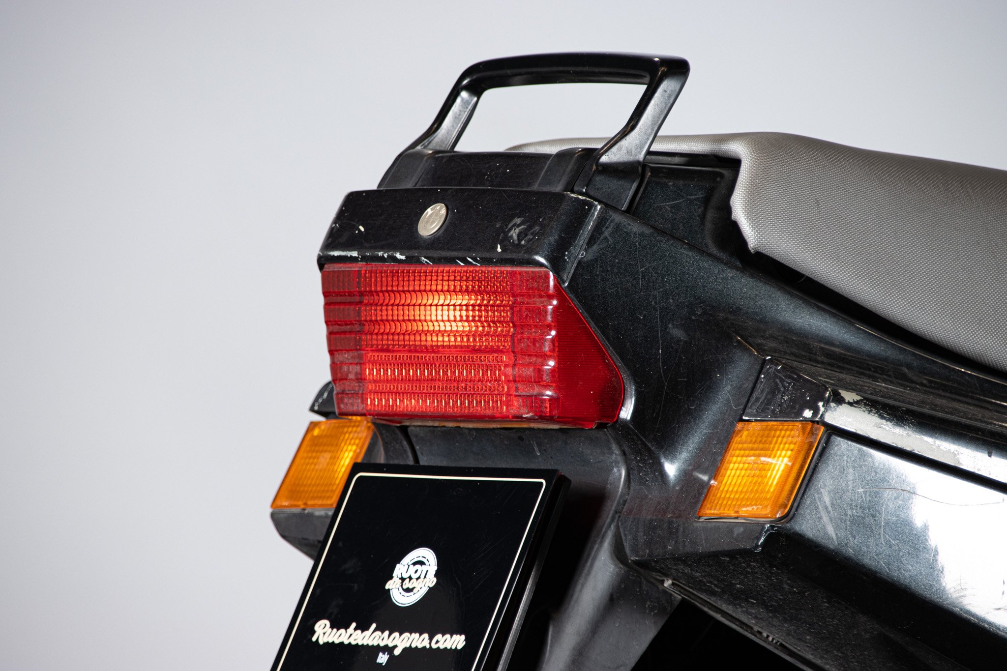 BMW K1 