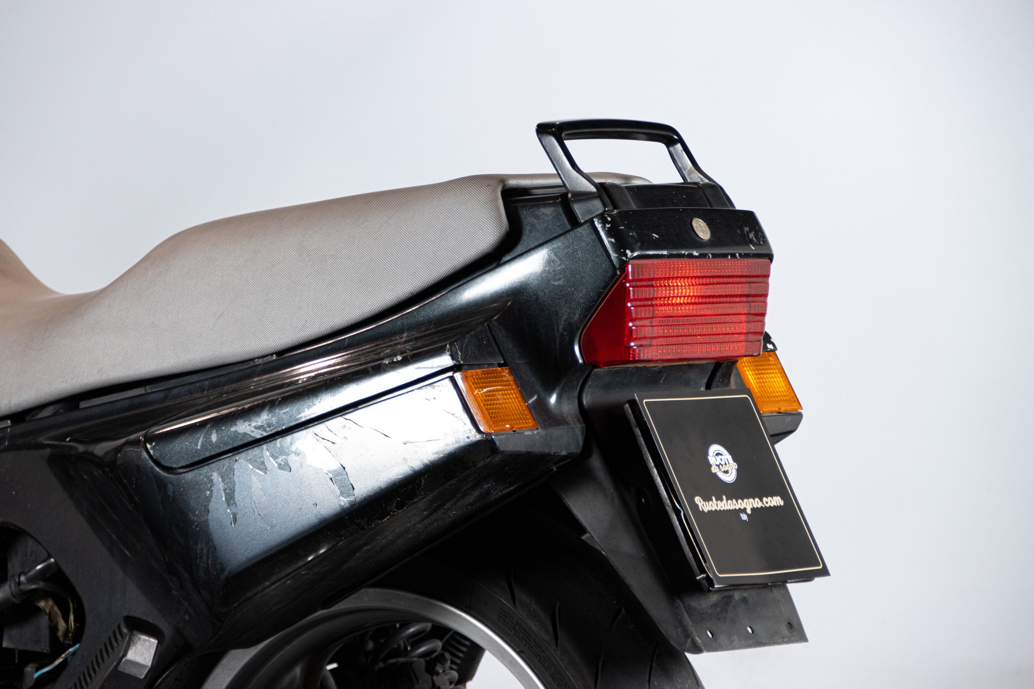 BMW K1 