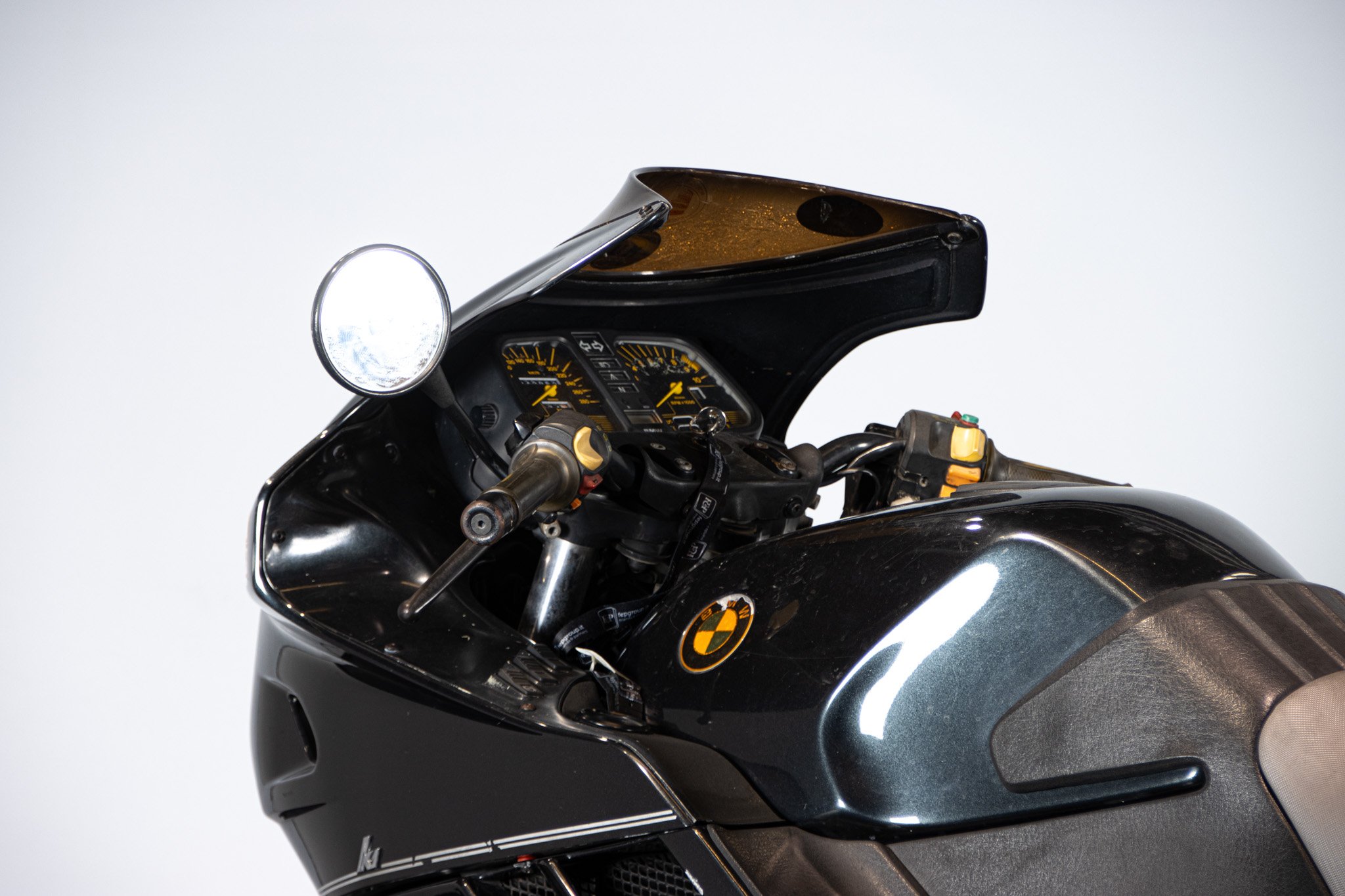BMW K1 