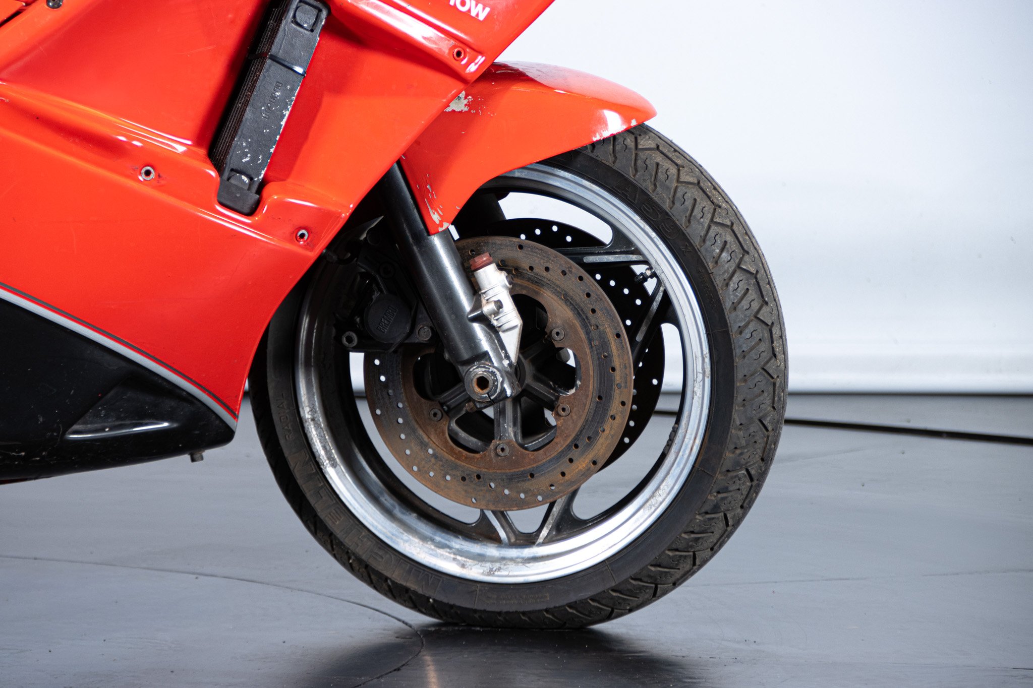 Ducati PASO 750 