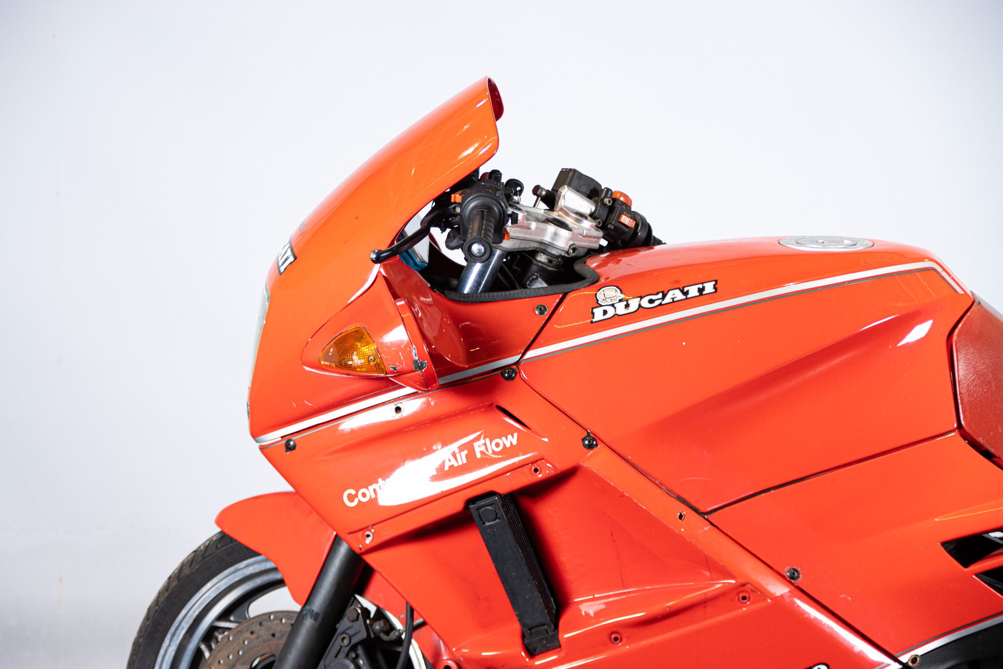 Ducati PASO 750 