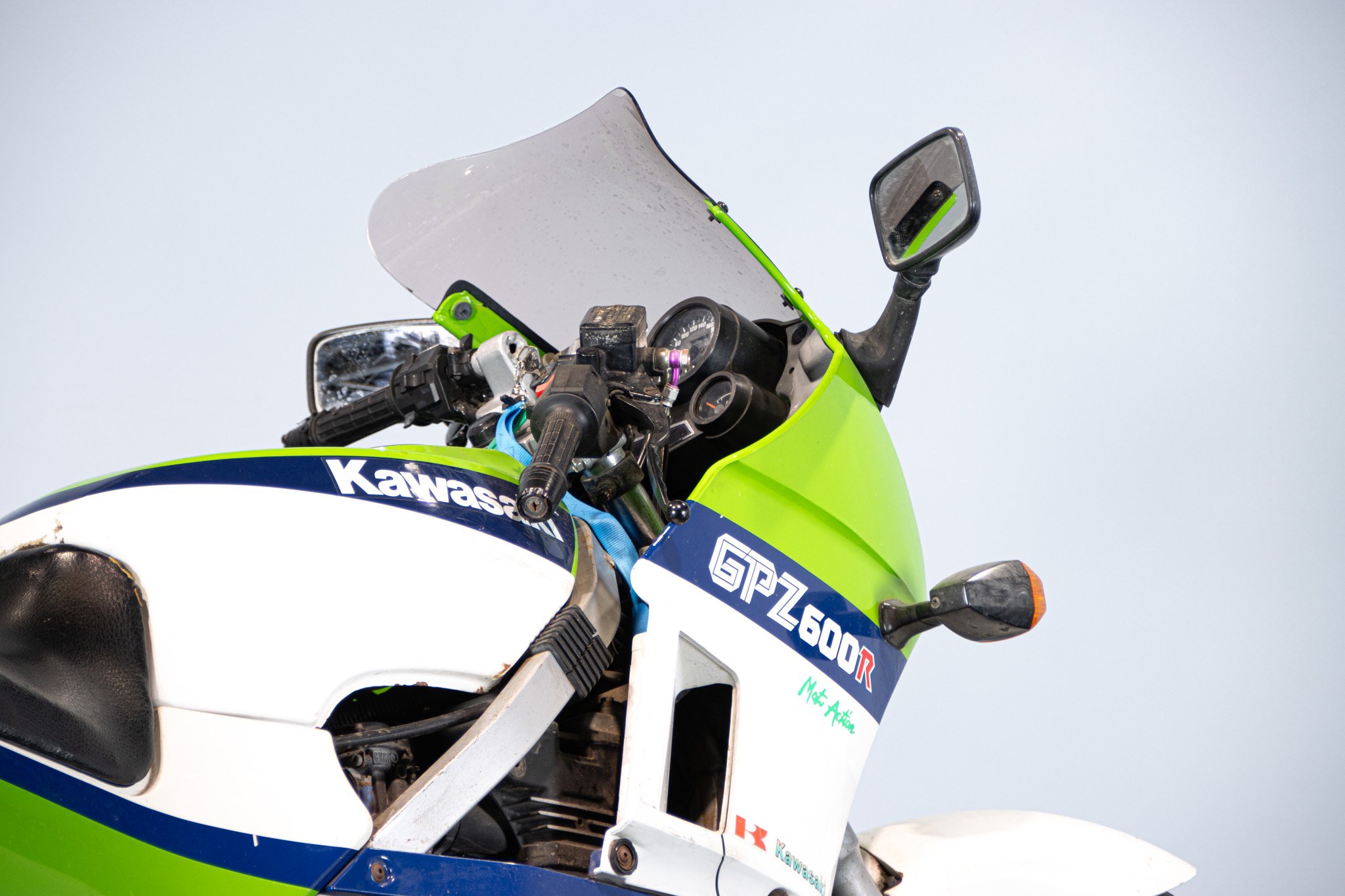 Kawasaki GPZ 600 R 