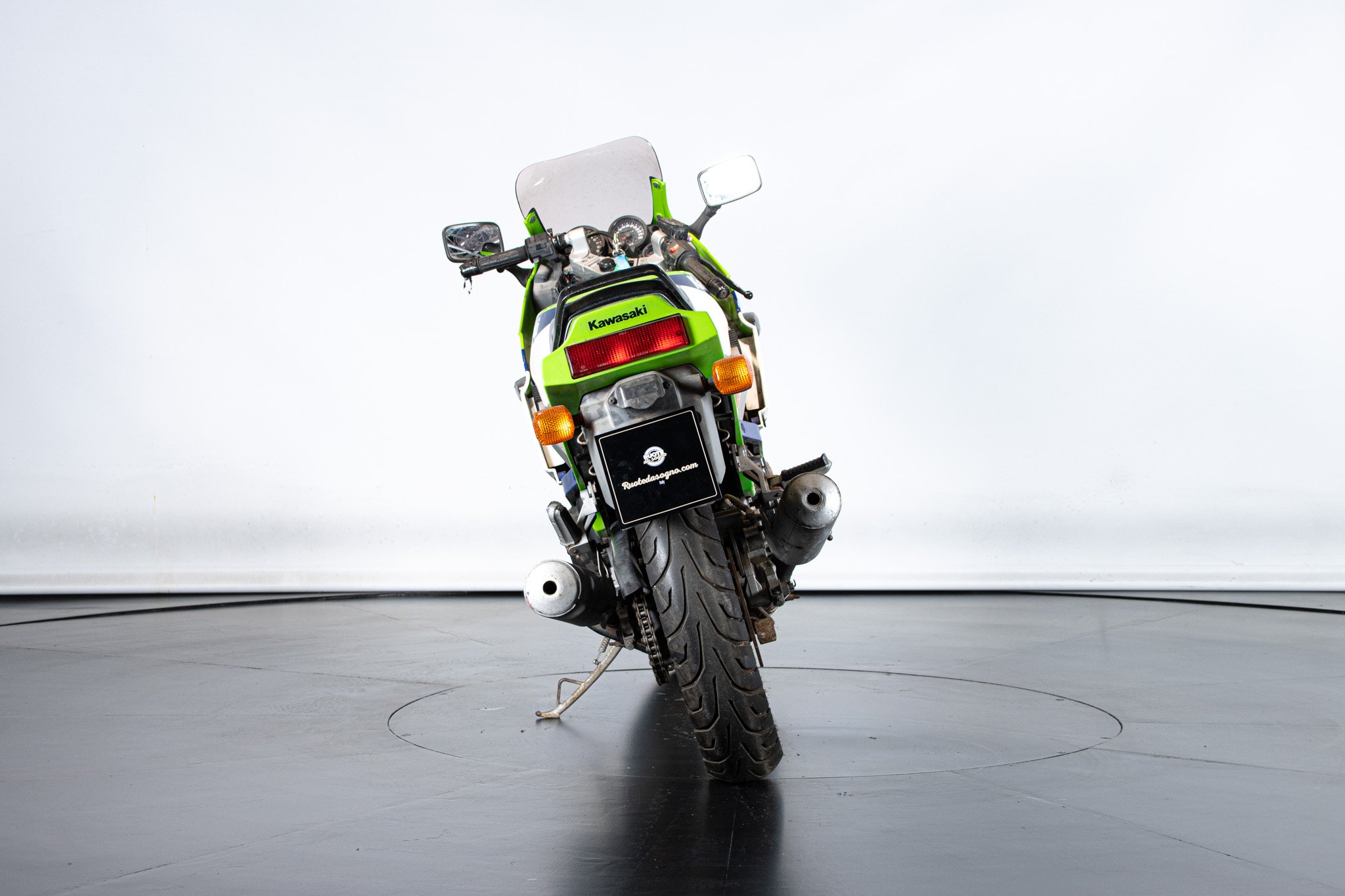 Kawasaki GPZ 600 R 