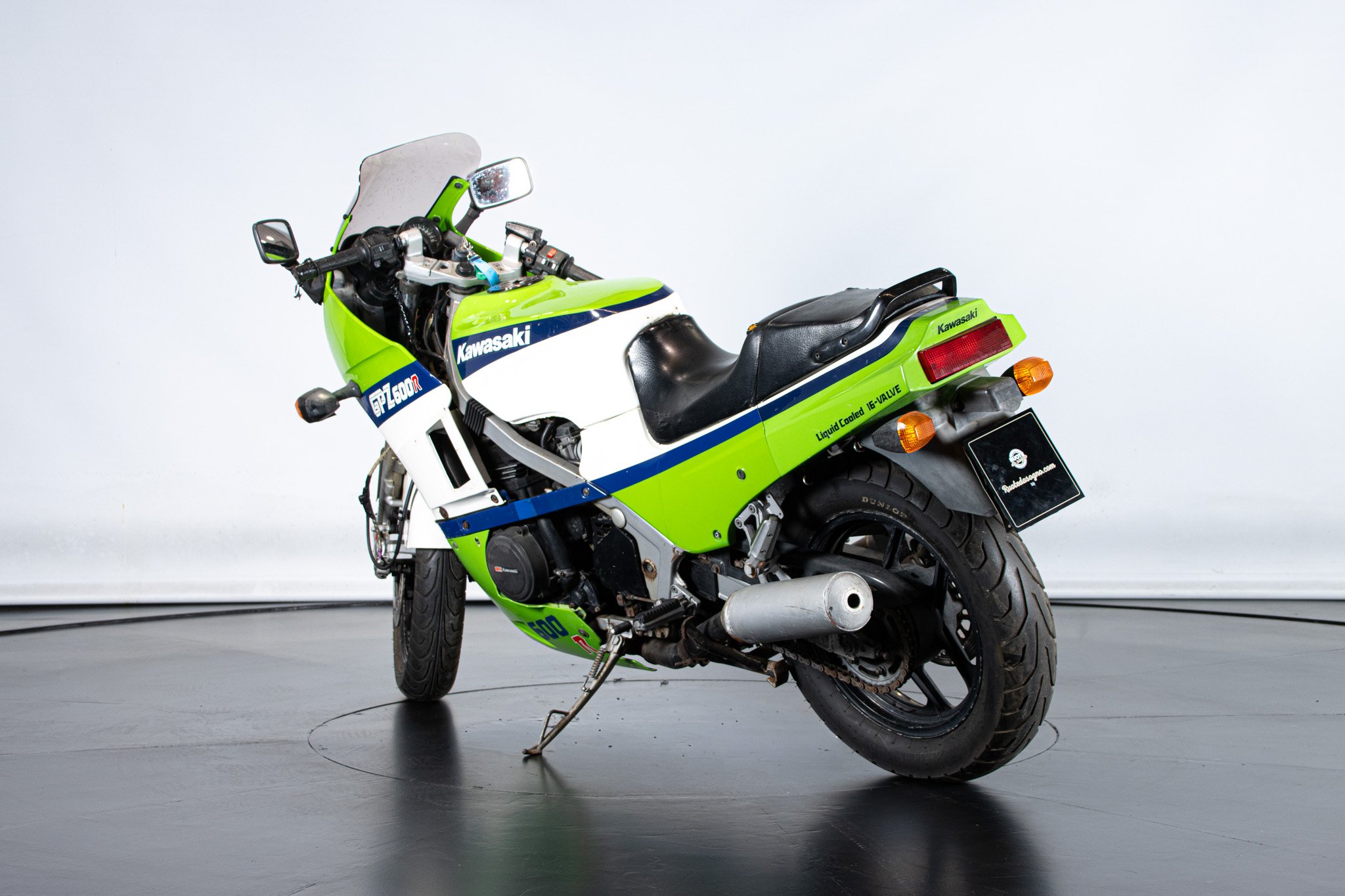 Kawasaki GPZ 600 R 