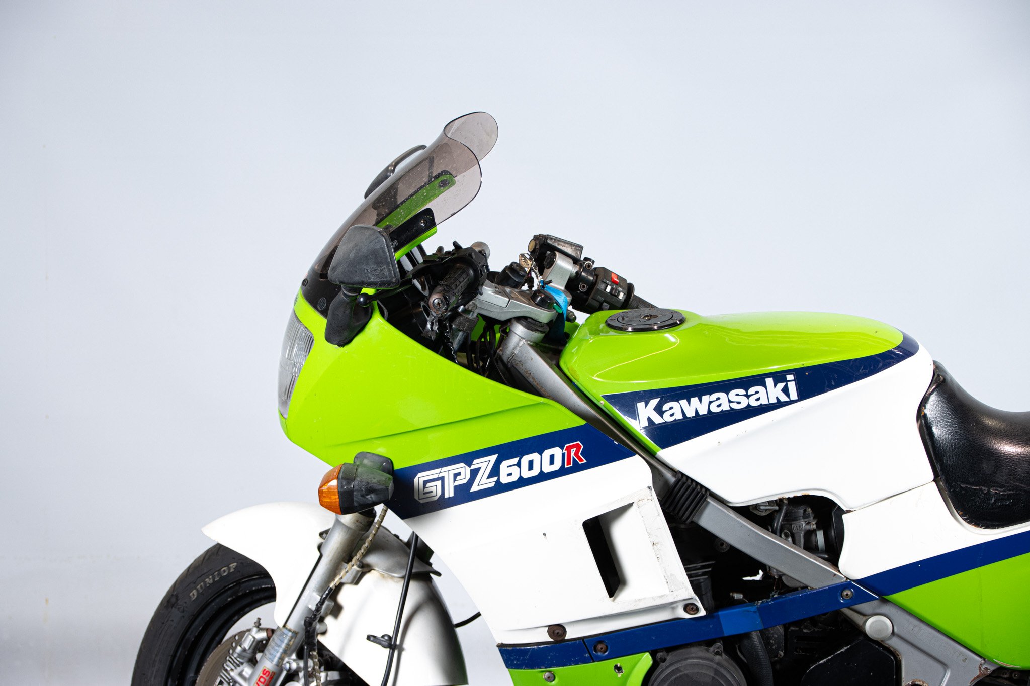 Kawasaki GPZ 600 R 