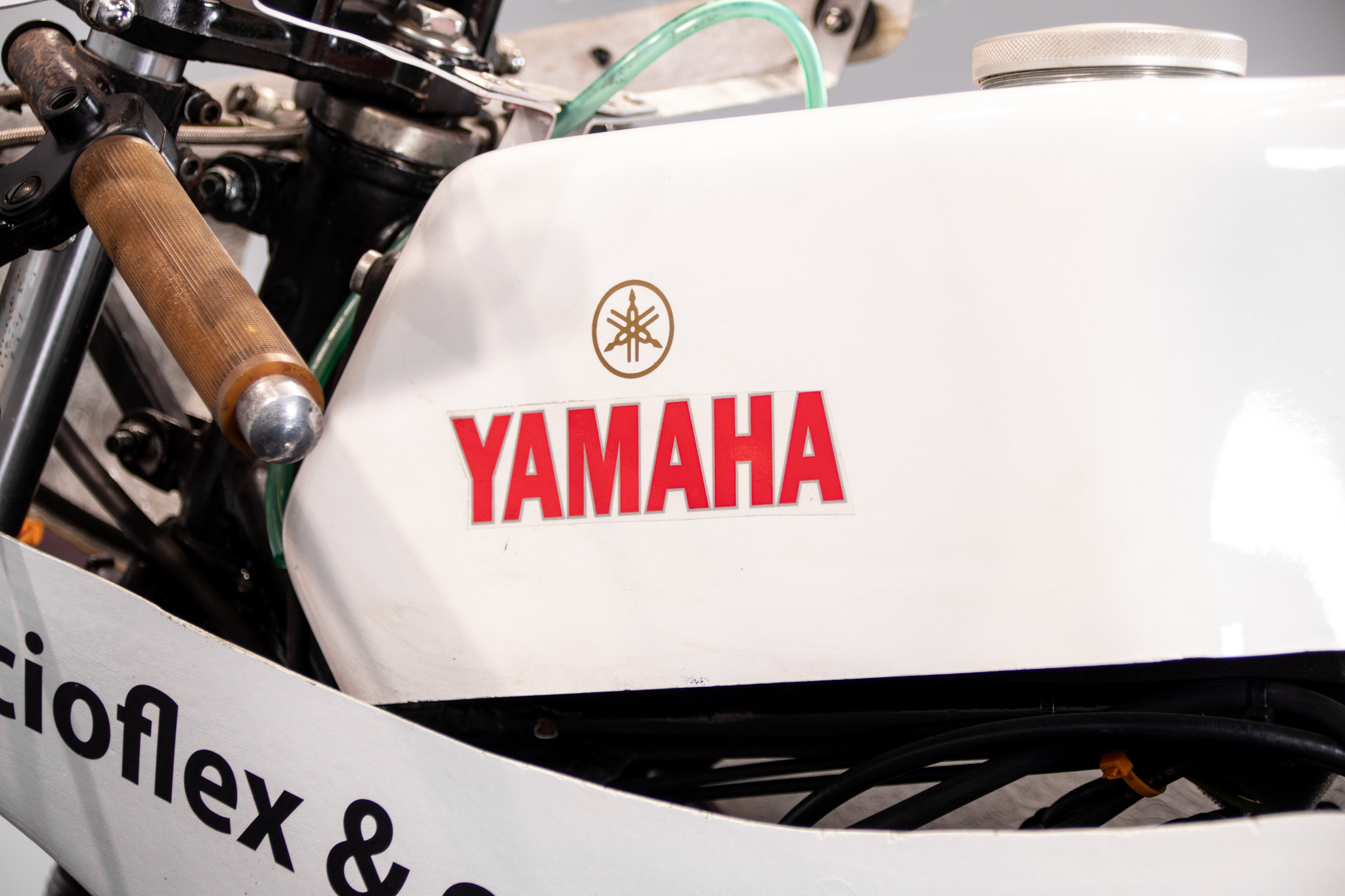 Yamaha TZ 350 Johnny Cecotto Replica 