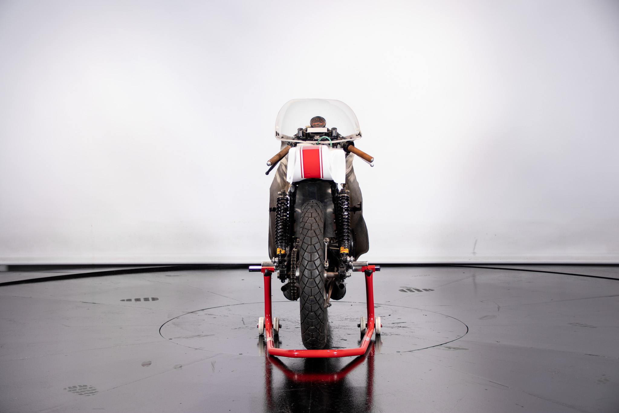 Yamaha TZ 350 Johnny Cecotto Replica 