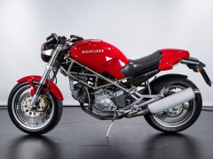 Ducati MONSTER 900 