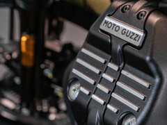 Moto Guzzi V7 Stone Gucci Palace 04/50 