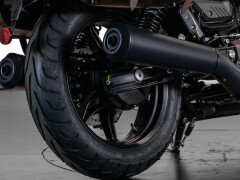 Moto Guzzi V7 Stone Gucci Palace 04/50 