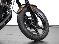 Moto Guzzi V7 Stone Gucci Palace 04/50 
