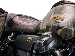 Moto Guzzi V7 Stone Gucci Palace 04/50 