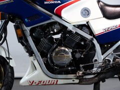 Honda VF 750 F 