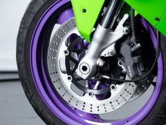 Kawasaki ZX-7RR 