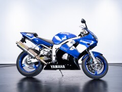 Yamaha R6 