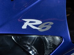 Yamaha R6 